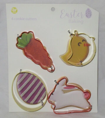 WILTON 4-Piece Cookie Cutter Set Metal EASTER BAKING Bunny Chick Egg Carrot