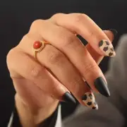 48 PCS Press On Nails, Short Almond Leopard Print Contrast Fake Nails, ABS