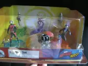 Disney Store Ant-Man and Wasp Figurine Playset 6 Pieces NIP