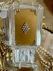 VINTAGE 1940s MAVCO POWDER COMPACT LUCITE CLEAR w GOLD RHINESTONE COLLECTOR CASE