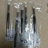 在飛比找蝦皮購物優惠-全新現貨）Hakuhodo 白鳳堂  B004G眼影刷J55