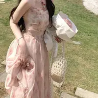 在飛比找蝦皮商城精選優惠-【現貨】網紗拼接碎花粉色玫瑰雪紡吊帶氣質仙女洋裝