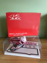 1:64 Biante Holden HRT VY Commodore #05 Peter Brock 2004 Bathurst 1000