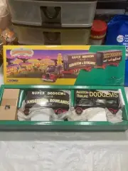 NIB CORGI SUPER DODGEMS #15901 SCAMMELL HIGHWAYMAN, DODGEM SET, imperfect, Read