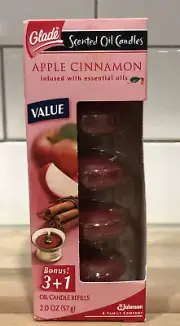 GLADE Scented Oil Candle 4 refills - Holiday Collection APPLE CINNAMON