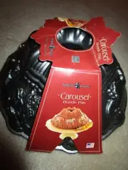 New Nordic Ware Carousel Bundt Cake Pan 10 Cup Heavy Cast Aluminum Mold USA