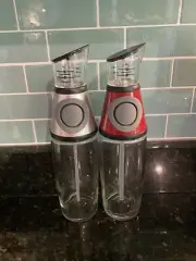 Press & Measure Oil And Vinegar Dispenser 17oz/500ML Set Of 2: 1 Silver & 1 Red