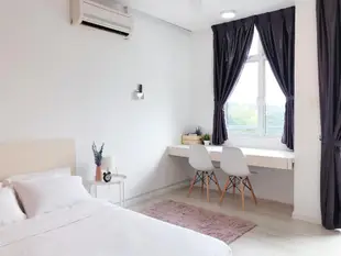 汝來新城公寓套房 - 340平方公尺/0間專用衛浴ORO cozy Studio,KLIA airport WiFi 40'Android Tv