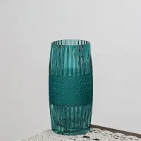 在飛比找友和YOHO優惠-COVENT/LAGOON墨綠色鼓形瓜棱紋玻璃花瓶