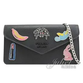 【全新現貨 補8個】茱麗葉精品 PRADA 1DH044 限定動物造型徽章造型肩斜WOC鍊包.黑現金價$21,800