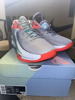 Size 7- Nike Zoom Freak 4 Low Paris