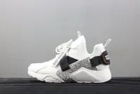 在飛比找Yahoo奇摩拍賣-7-11運費0元優惠優惠-Nike Air Huarache City Low Prm