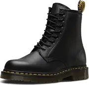 [Dr. Martens] Dr.