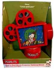 CHARLIE BROWN CHRISTMAS Animated Decor Musical Snoopy “Linus Lucy” LIGHTS MOVES