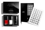 Chanel Set Le Vernis De Looks Manicure Nail Looks Set Stickers Polish Red White