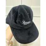 全新現貨🆕 SUPREME 2022 F/W SCRIPT CORDUROY 6-PANEL 燈芯絨 皮扣 黑色帽子