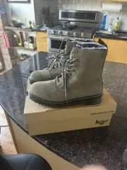Dr. Martens 1460 Serena Nickel Grey Women’s Size 9