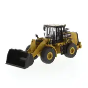 Diecast Masters 1:64 Cat 950M Wheeled Loader Scale Model Kids Play Toy Set 8y+