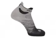 NWT WOMEN'S SALOMON RUNNING PREDICT ANKLE SOCKS GREY / BLACK SMALL 5-7