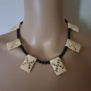 One of a kind, Vtg Handcarved Bovine Bone & Onyx Beaded Statement Necklace