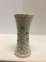 Belleek Basketweave Pattern with Shamrocks Vase l Excellent Condition