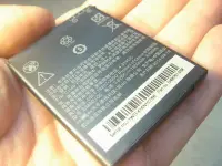 在飛比找Yahoo!奇摩拍賣優惠-HTC One SC T528d/ONE SV/Desire