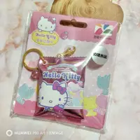 在飛比找蝦皮購物優惠-現貨 Hello Kitty 糖果包鑰匙圈造型 預購款悠遊卡