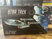 STAR TREK XL Enterprise NCC-1701 Deluxe Collector Edition Box 10.5" Eaglemoss