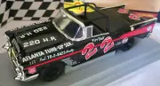 Ertl American Muscle 1:18 #22 Fireball Roberts NASCAR 1957 Chevy Bel Air Convert