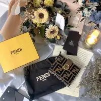 在飛比找Yahoo!奇摩拍賣優惠-FENDI FF LOGO 短夾