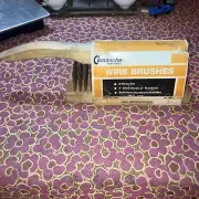 VINTAGE COMANCHE HAND TOOLS 2 PIECE WIRE BRUSH SET 0915 NEW NOS MADE IN JAPAN