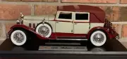 SIGNATURE SERIES 1930 Packard LEBARON 1:18 SCALE ONE OF KIND COLLECTIBLE