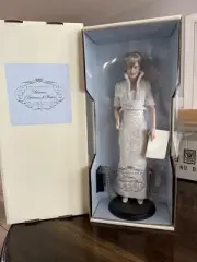 Franklin Mint Princess Diana Of Wales Porcelain Portrait Doll - Pearl Dress NIB