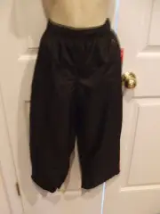 NWT Danskin Now Loose Fit Dri Mor Black Capri BRITE Track pant size SMALL 4-6