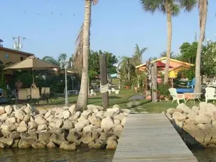 可哥海灘海豚旅館