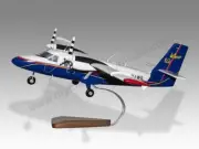 De Havilland Twin Otter Winair Desk Wood Airplane New Model Small Scale 1/72