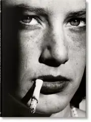 HELMUT NEWTON - LEGACY