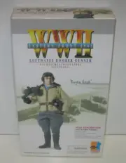 Dragon WWII 1/6 Figure 70581 WWII German Luftwaffe Bomber Gunner Eugen Kroh 1943