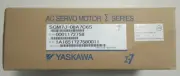 Yaskawa SGM7J-08A7C6S AC Servo Motor SGM7J08A7C6S New In Box Shipping