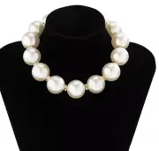The Flinstones Cavewoman Wilma Flintstone Pearl Necklace Costume Accessory