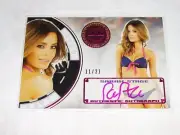 2014 Benchwarmer SARAH STAGE Vegas Baby #28 Pink Foil Auto Variant SP/21 PLAYBOY