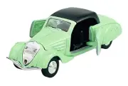WELLY 1938 PEUGEOT 402 GREEN WITH ROOF 1:34 OLD TIMER DIE CAST METAL NEW IN BOX
