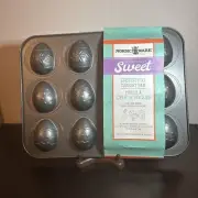 Nordic Ware Easter Egg Spring Cakelet Cupcake Muffin Pan Seasonally Sweet