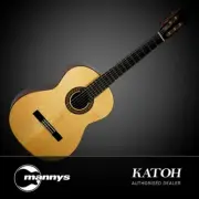 Katoh MCG110S Classical Guitar w/ Solid Spruce Top inc Hard Case