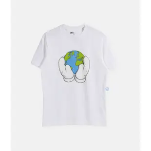 【商城正品｜現貨】Kaws Uniqlo 短T T恤 素T 短Tee 短袖 上衣 Peace for all 日本限定