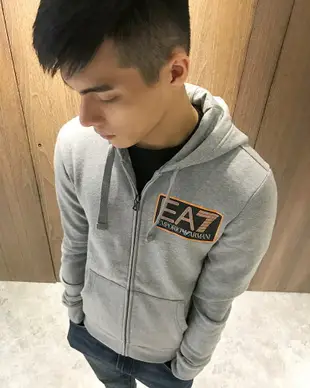 美國百分百【Emporio Armani 】長袖 夾克 EA7 休閒 連帽外套 logo 灰色 XS號 J590