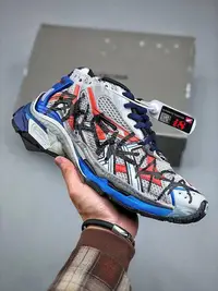 在飛比找Yahoo!奇摩拍賣優惠-【阿明運動館】Balenciaga Triple-S Sne