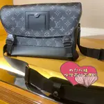 LV 路易威登 VOYAGER 男士郵差包 黑色老花 肩背包 斜挎包 M40511 現貨