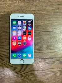 在飛比找Yahoo!奇摩拍賣優惠-二手蘋果 APPLE iPhone 6 128GB 4.7吋