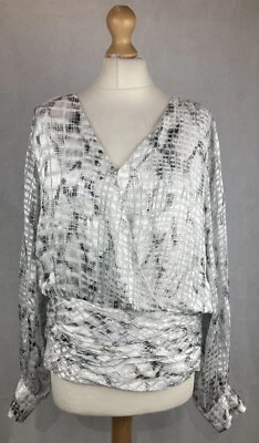 White House Black Market Grey White Silk Blend Snake Print Wrap Blouse Large 131